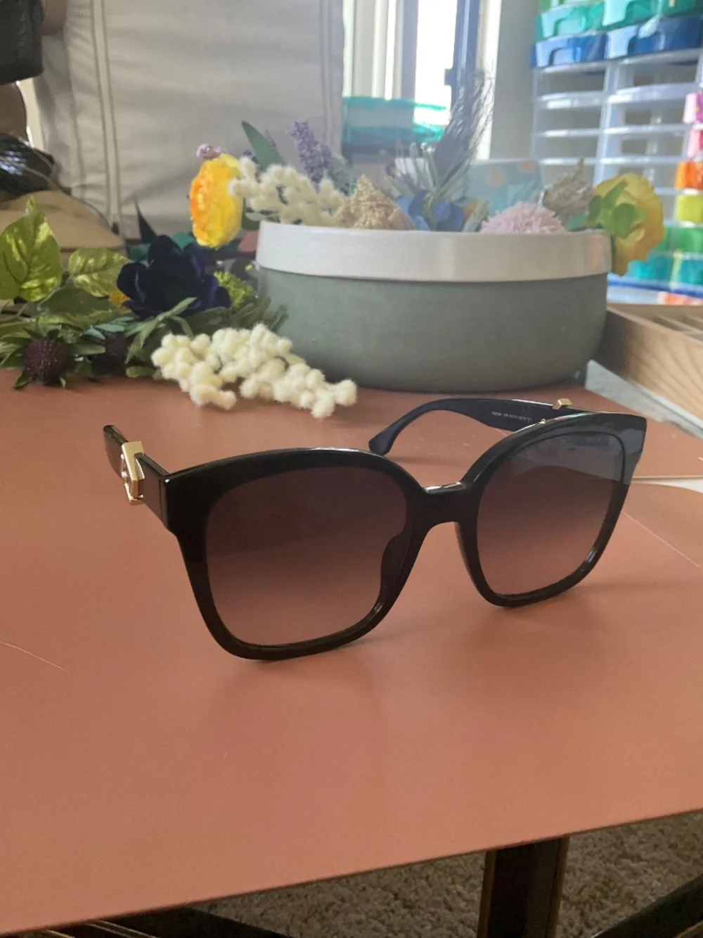 Fendi - Fendi O’Lock - Square Sunglasses - Black - Sunglasses